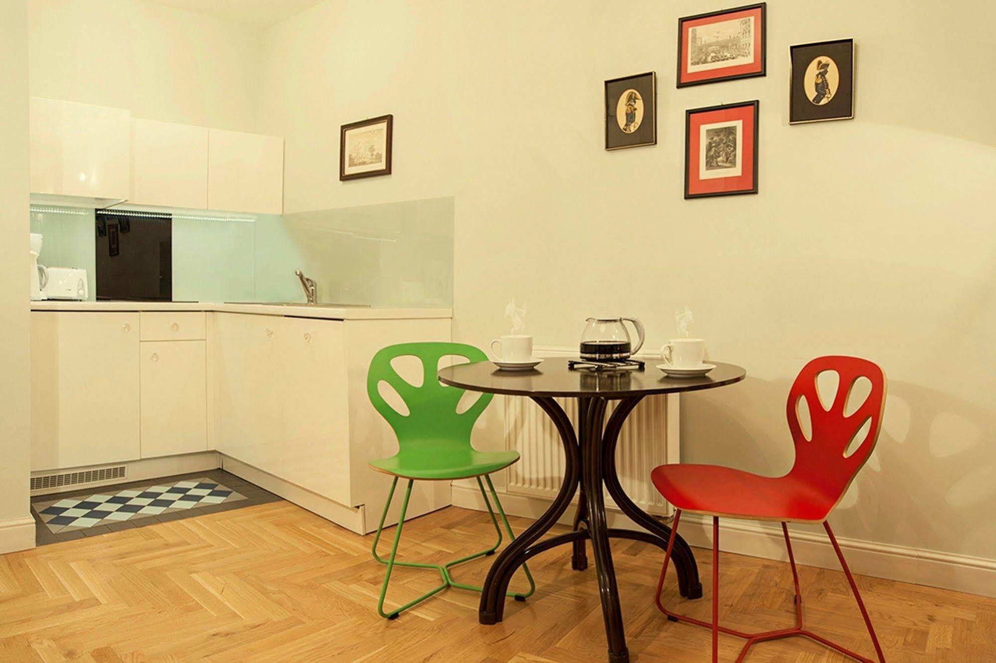 Crystal Suites Chez Helena Krakow Dış mekan fotoğraf